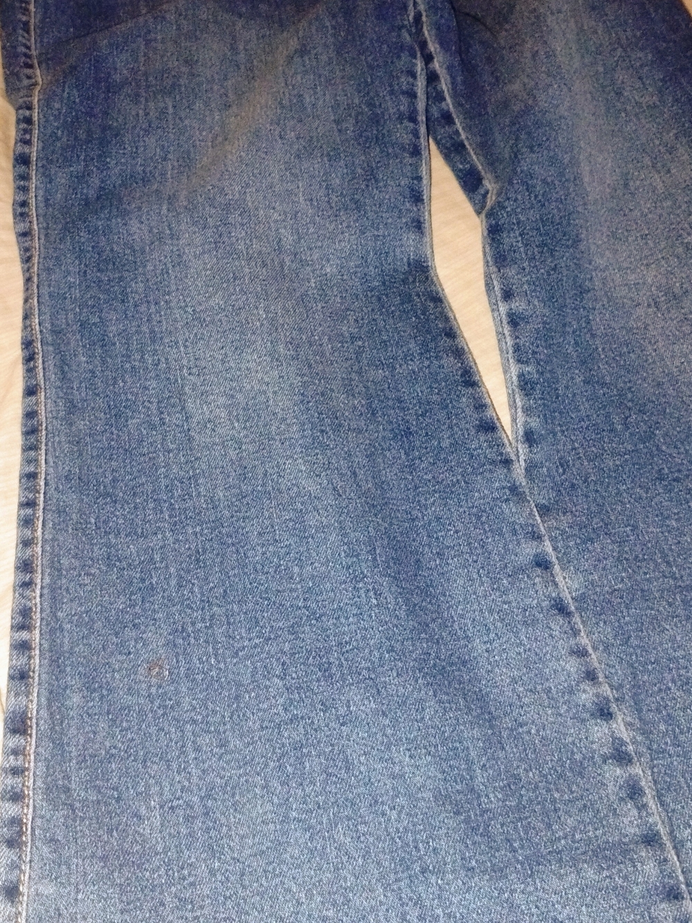 No Boundaries Women’s Boot Cut Jeans - Medium Blue Wash